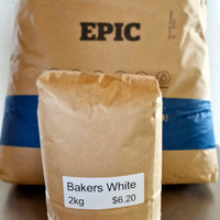 White Bakers Flour 2kg