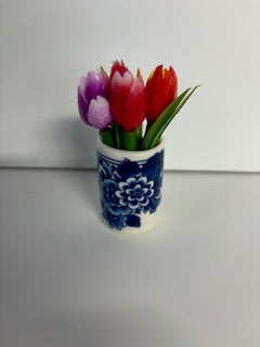 Magnet Vase with Tulips